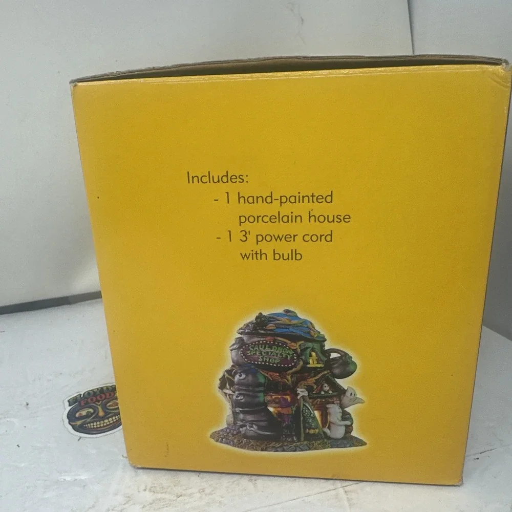 2002 Spooky Hollow Cauldron Specialty Shop Halloween Porcelain House Light